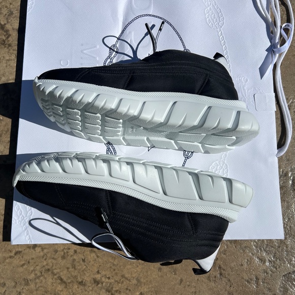 Prada Black and White Women's Sneakers - Picture 3 of 11